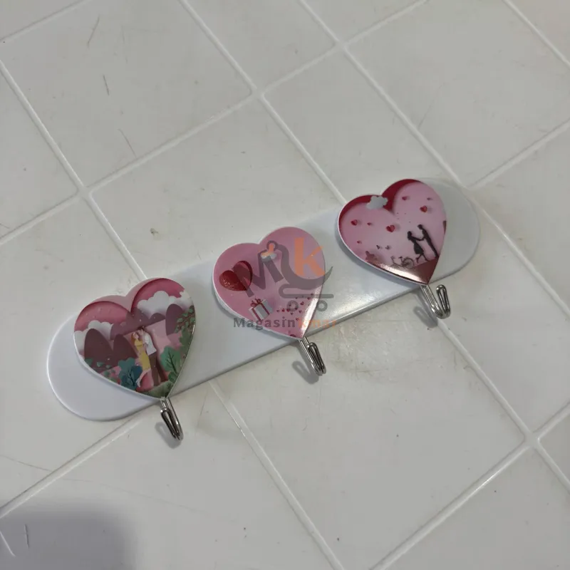 Lot de 3 crochets muraux cœur et smiley en plastique