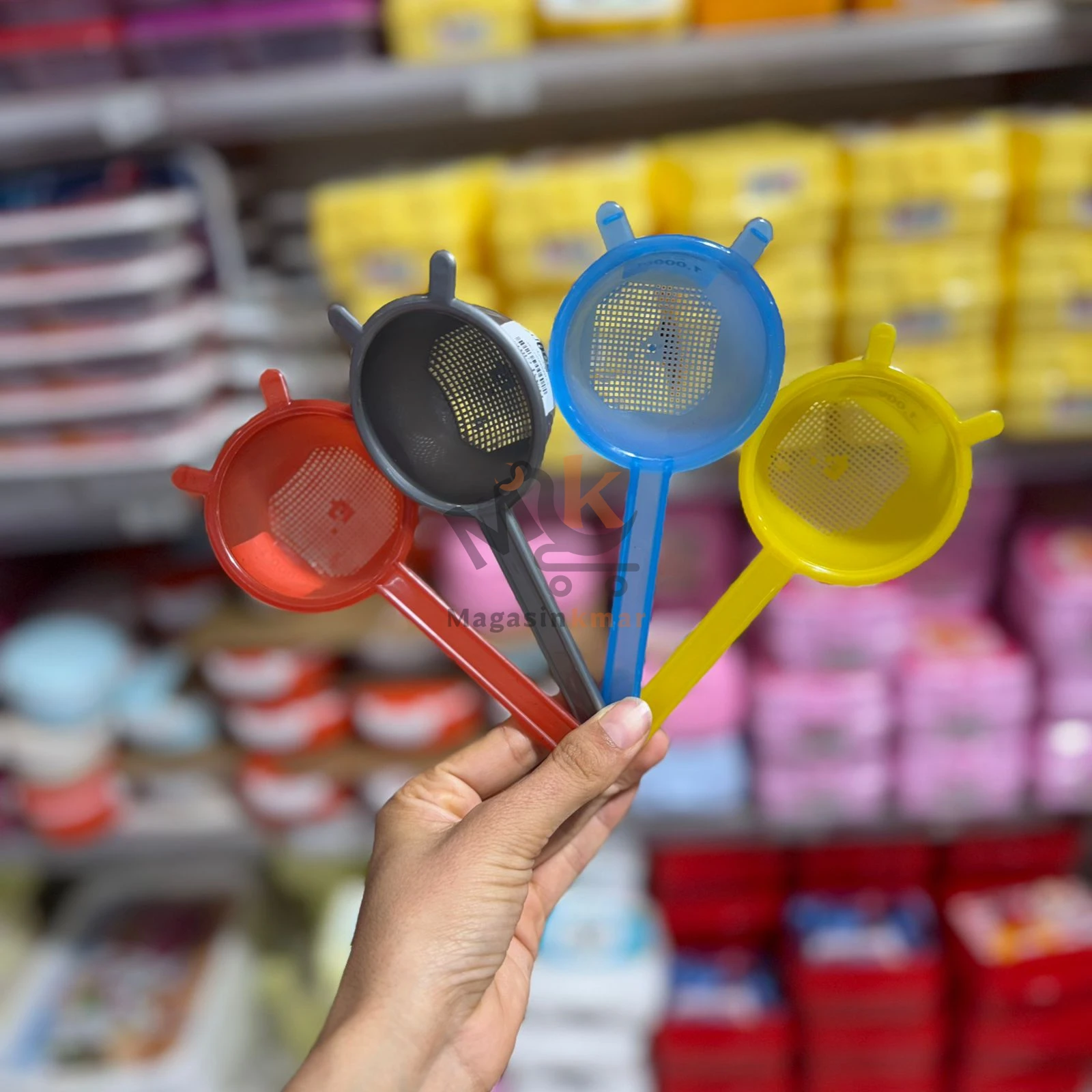 Passoire avec filtre en plastique