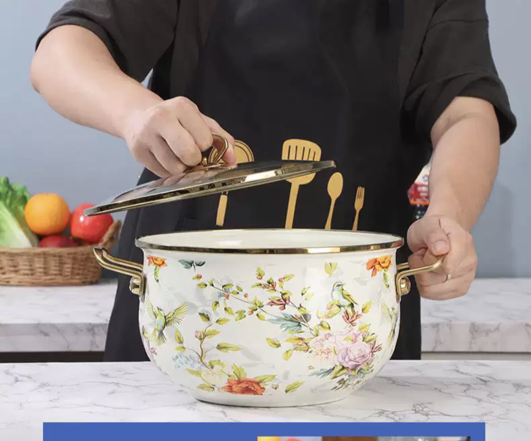 Faitout en métal 20 cm