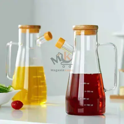 Huilier en verre avec couvercle en bois – Élégant pour conservation d’huile